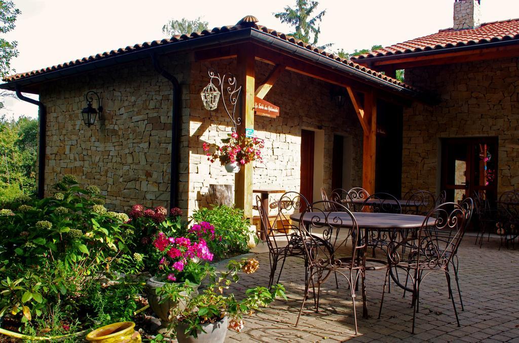 Auberge Les Tables Du Ban Saint-Pierre-la-Palud エクステリア 写真